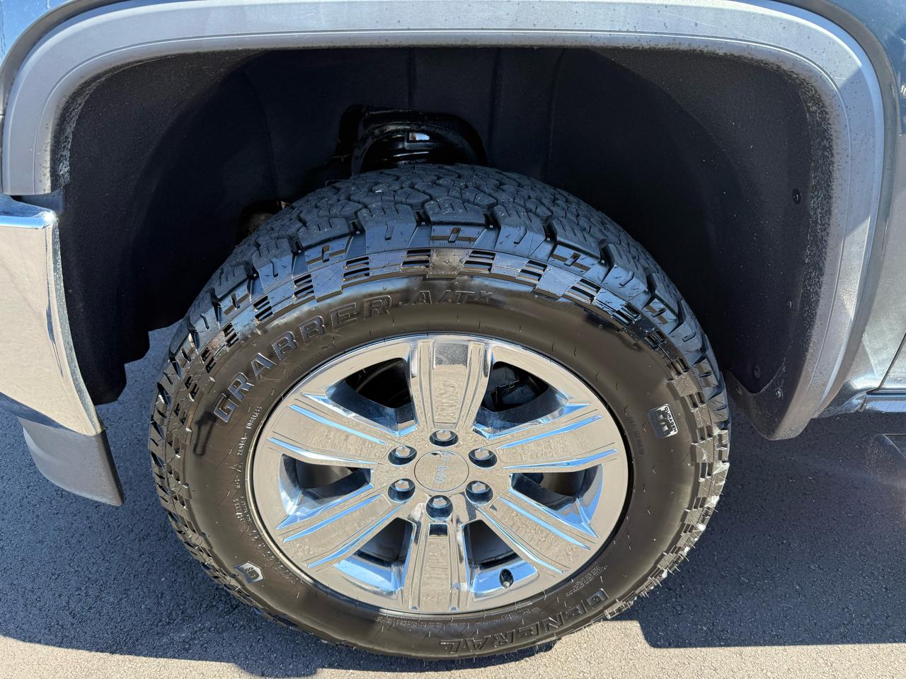 GMC Sierra 1500 4WD Crew Cab 143.5" SLT 2018