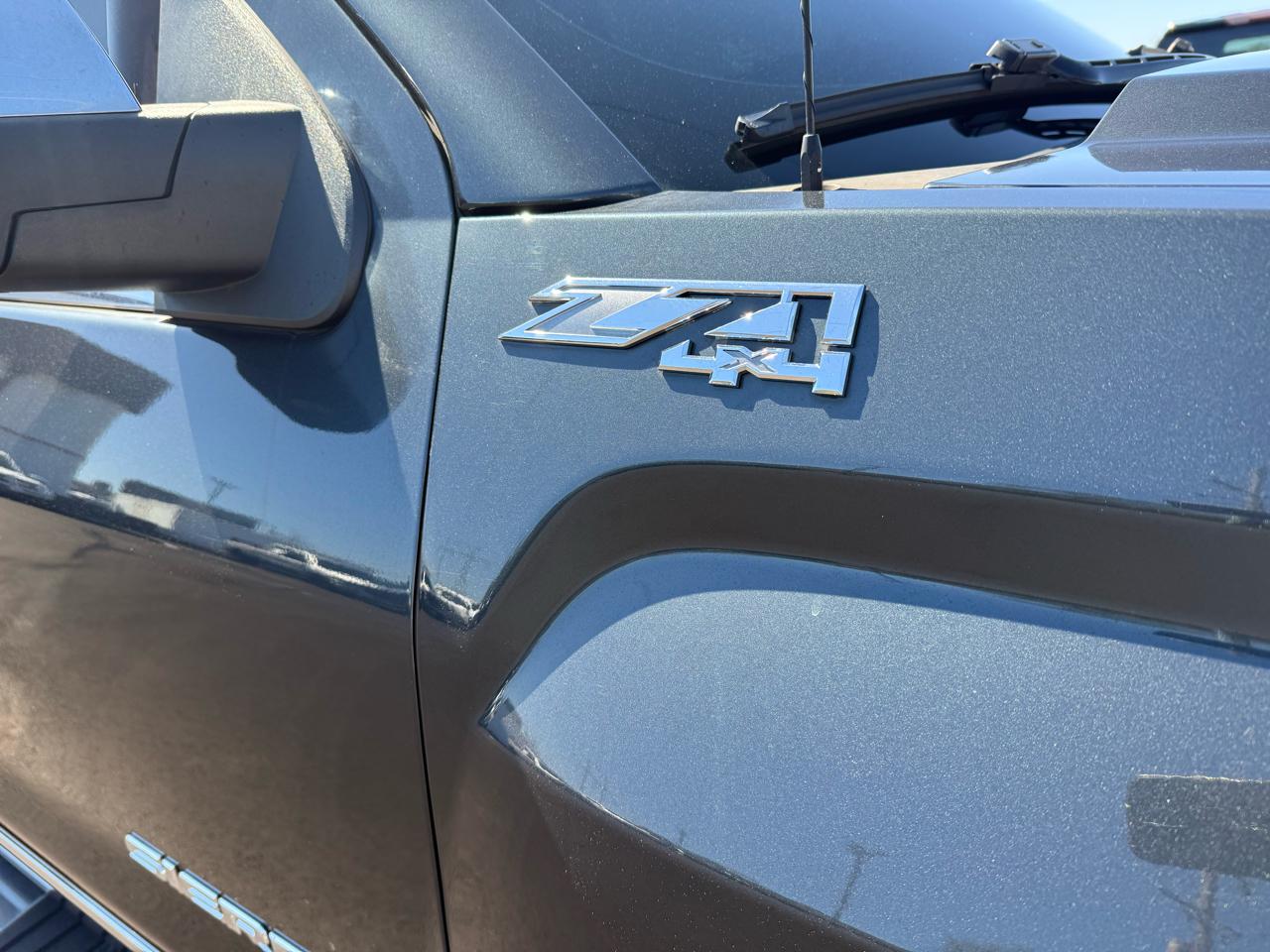 GMC Sierra 1500 4WD Crew Cab 143.5" SLT 2018