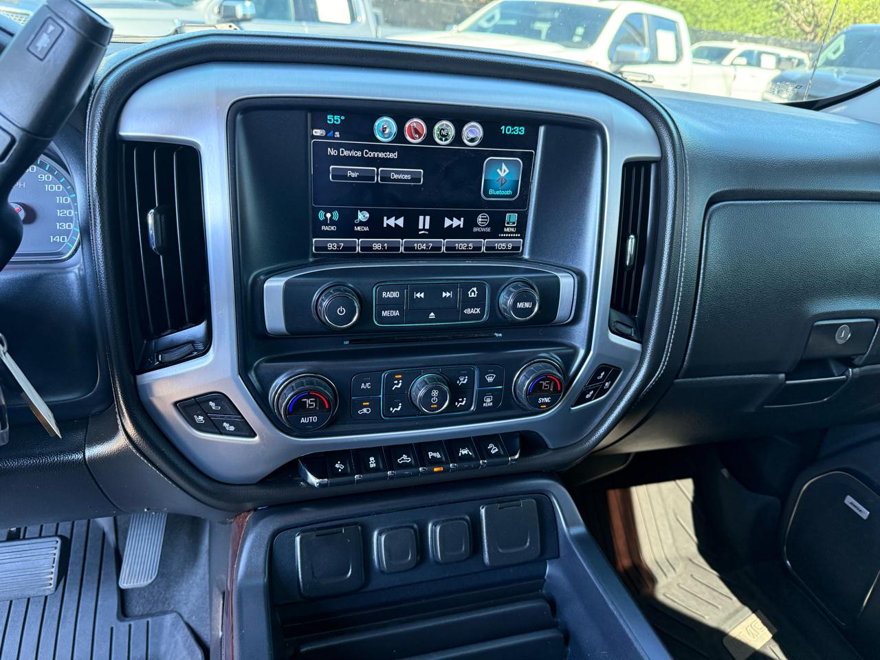 GMC Sierra 1500 4WD Crew Cab 143.5" SLT 2018