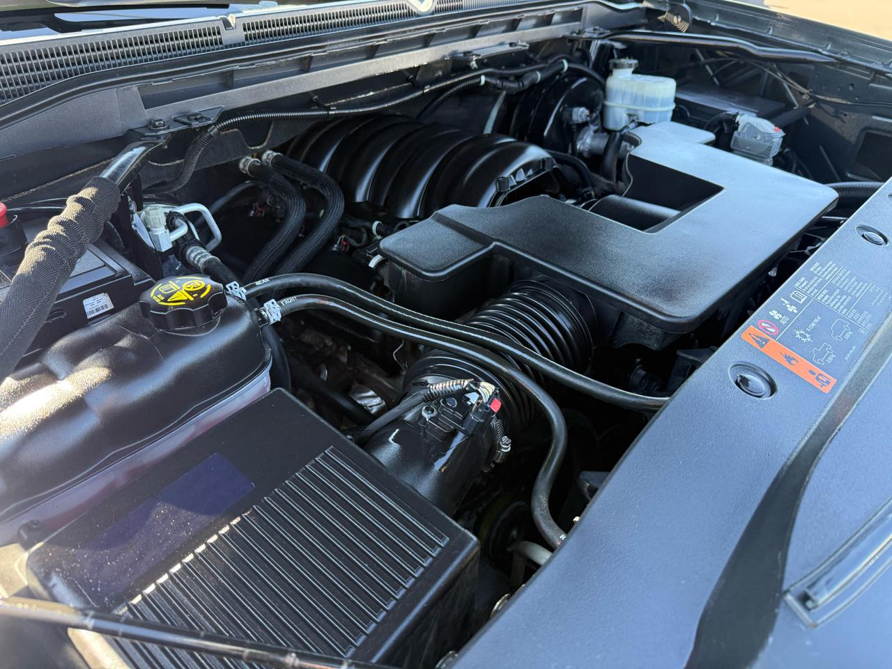 GMC Sierra 1500 4WD Crew Cab 143.5" SLT 2018