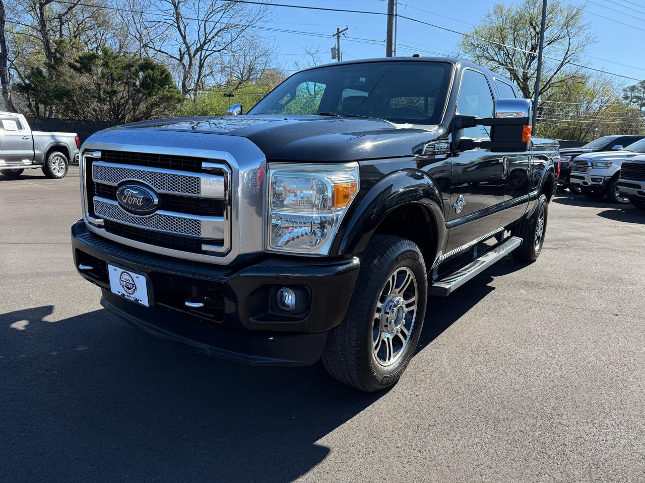 Ford Super Duty F-350 SRW Platinum 4WD Crew Cab 6.75' Box 2015