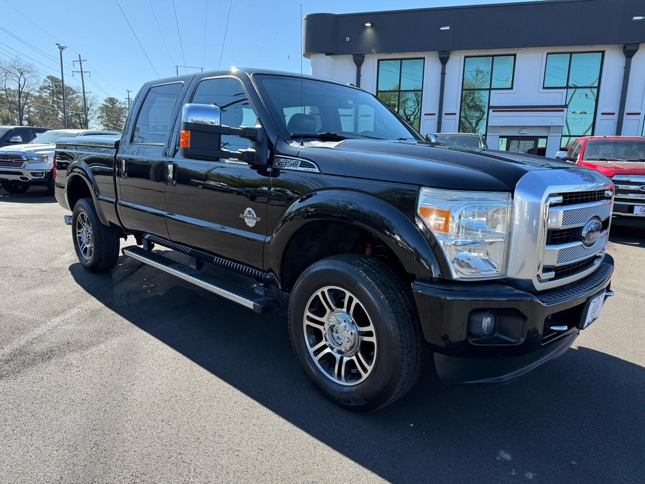 Ford Super Duty F-350 SRW Platinum 4WD Crew Cab 6.75' Box 2015