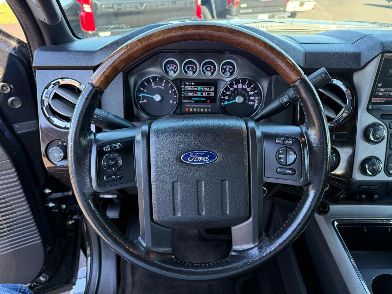 Ford Super Duty F-350 SRW Platinum 4WD Crew Cab 6.75' Box 2015