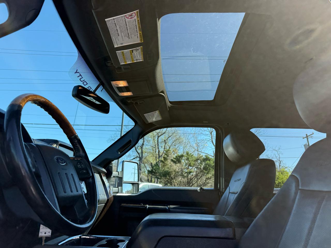 Ford Super Duty F-350 SRW Platinum 4WD Crew Cab 6.75' Box 2015