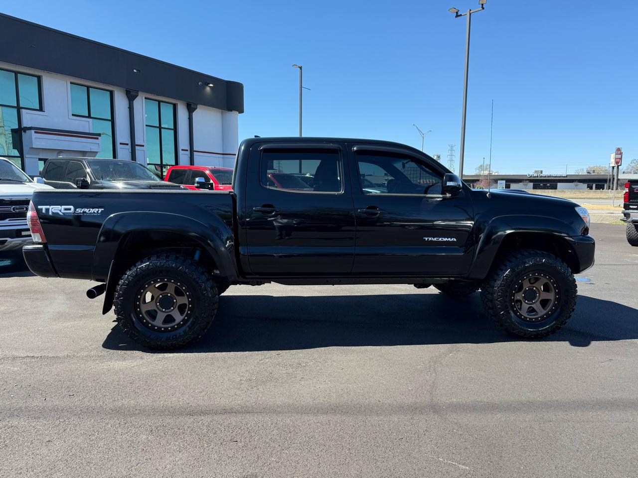 Toyota Tacoma 4WD Double Cab V6 AT TRD Off Road (Natl) 2014