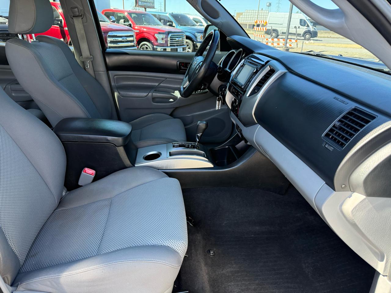 Toyota Tacoma 4WD Double Cab V6 AT TRD Off Road (Natl) 2014