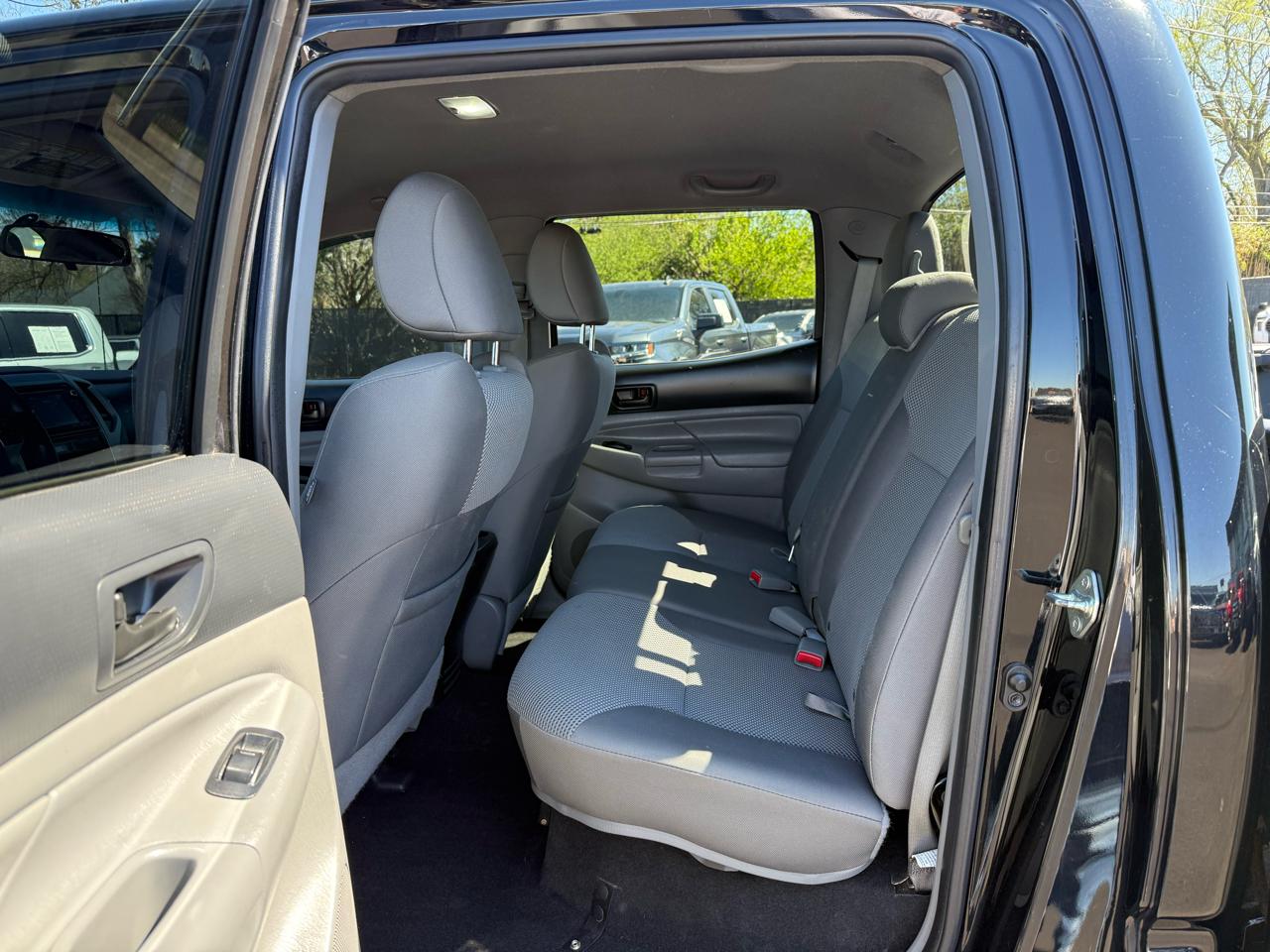 Toyota Tacoma 4WD Double Cab V6 AT TRD Off Road (Natl) 2014