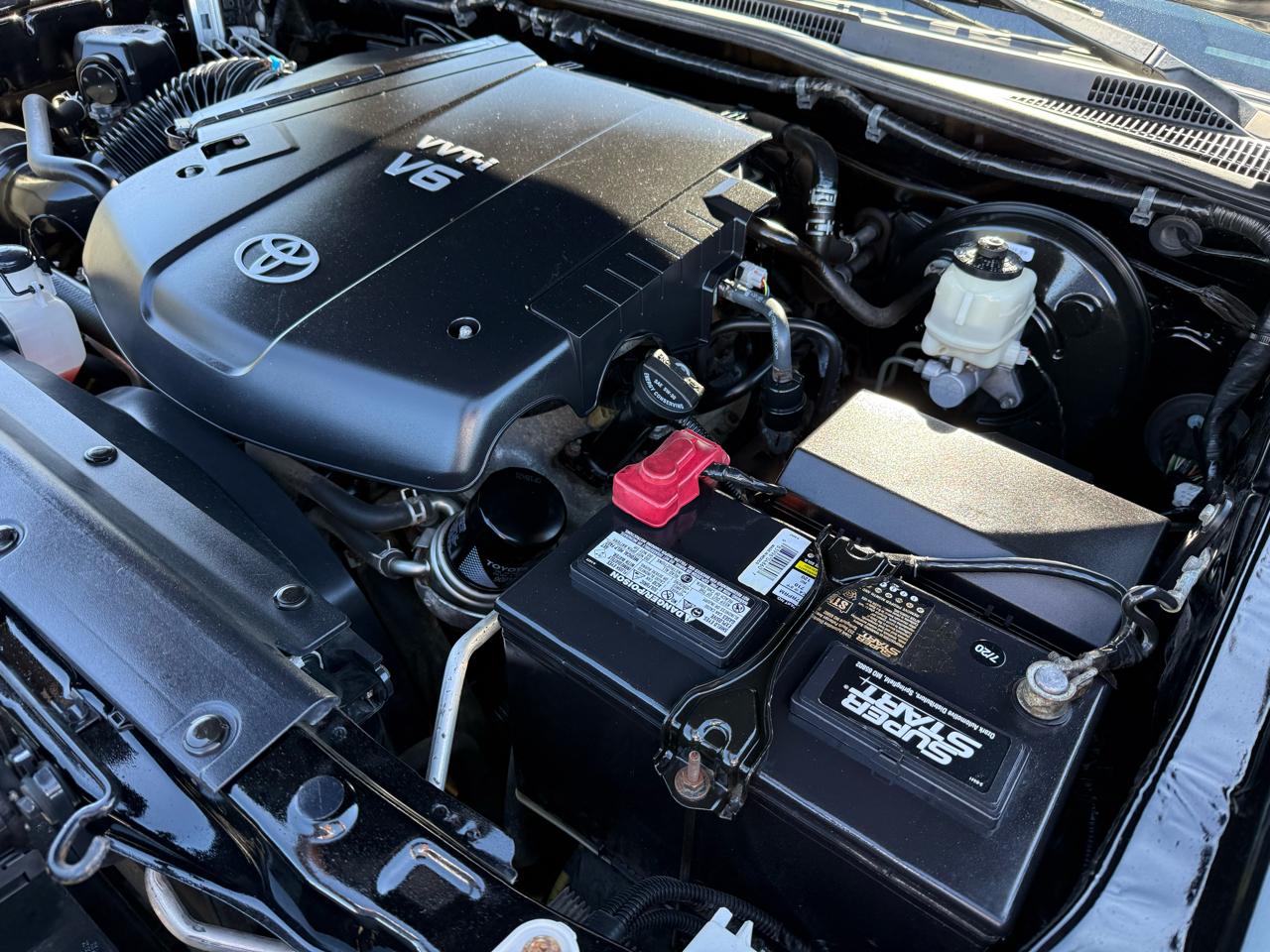 Toyota Tacoma 4WD Double Cab V6 AT TRD Off Road (Natl) 2014