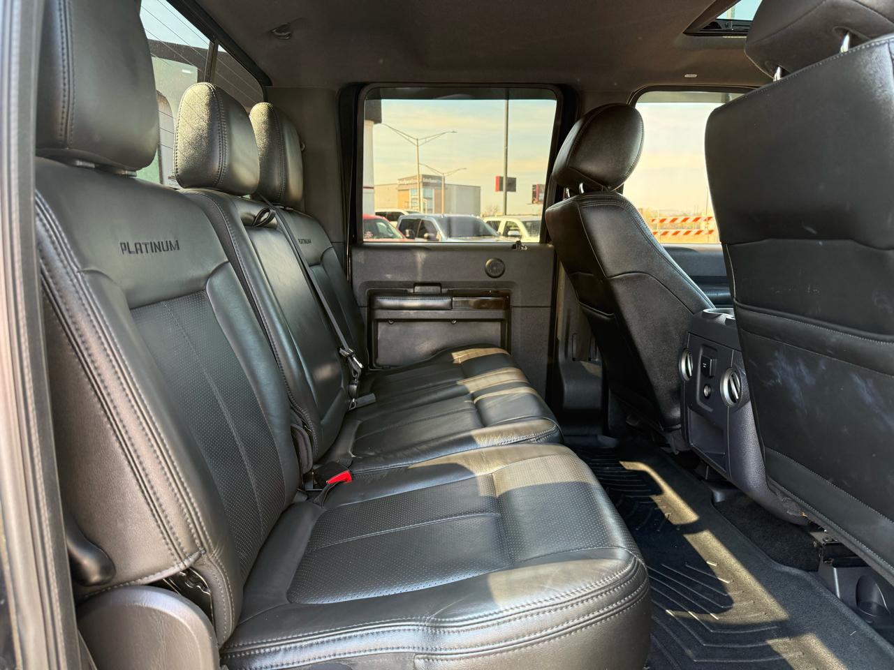 Ford Super Duty F-250 SRW 4WD Crew Cab 156" Platinum 2014