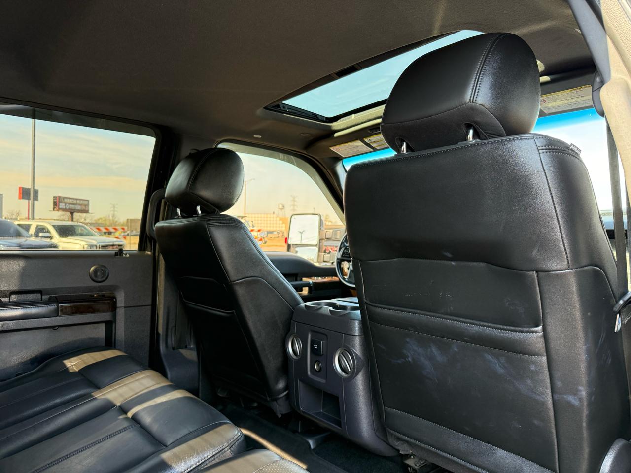 Ford Super Duty F-250 SRW 4WD Crew Cab 156" Platinum 2014