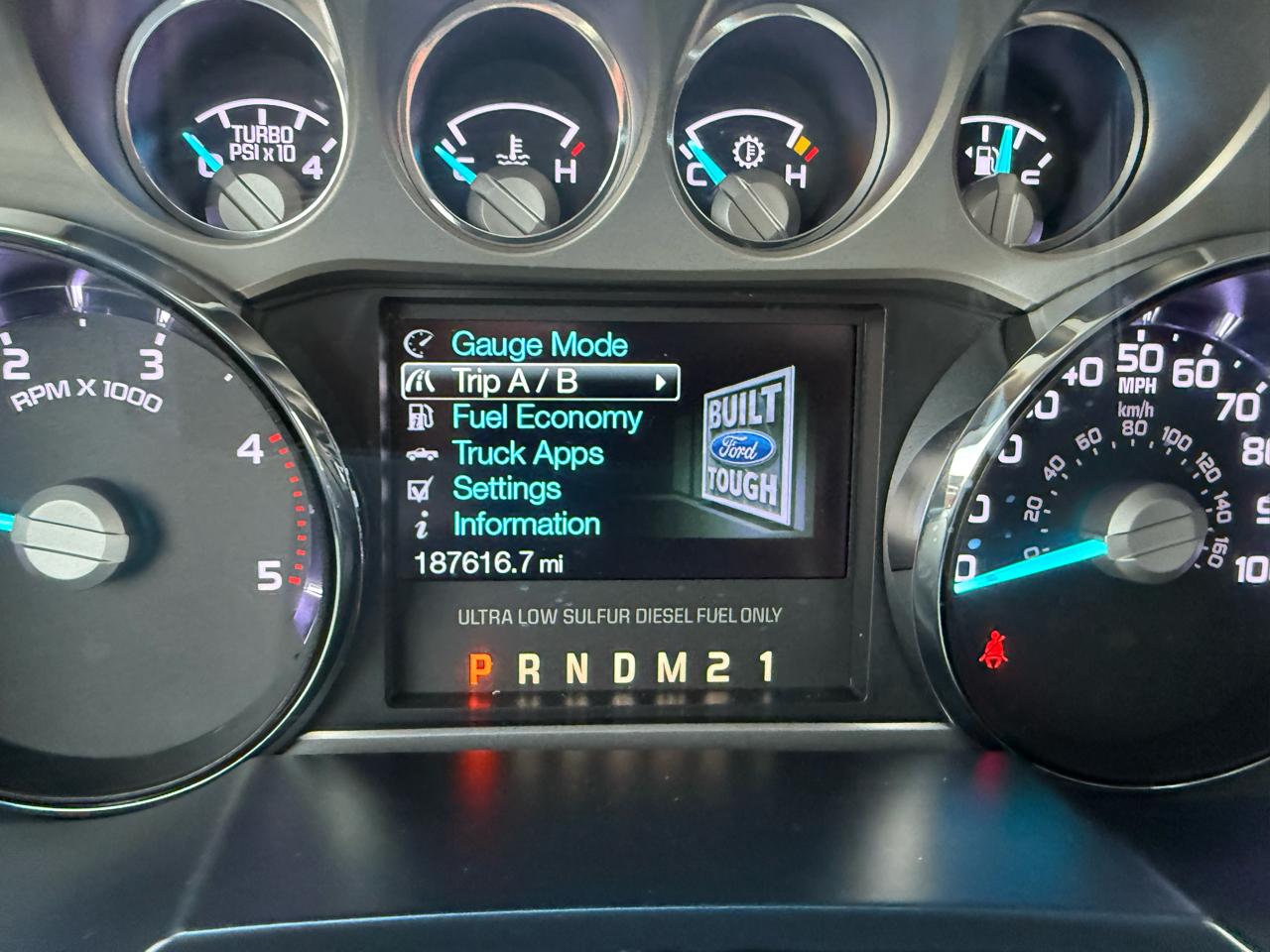 Ford Super Duty F-250 SRW 4WD Crew Cab 156" Platinum 2014