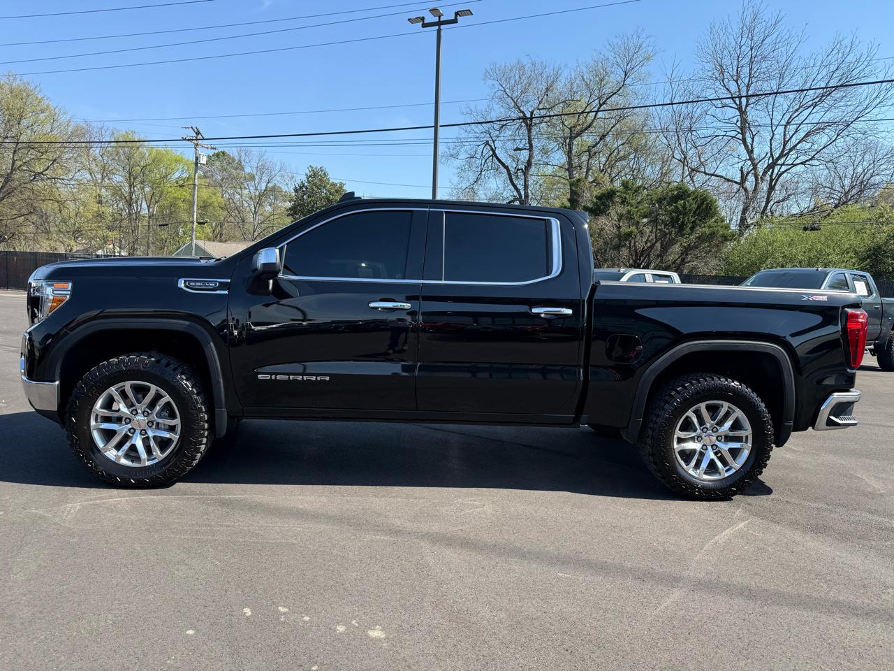 GMC Sierra 1500 4WD Crew Cab 143.5" SLT 2020