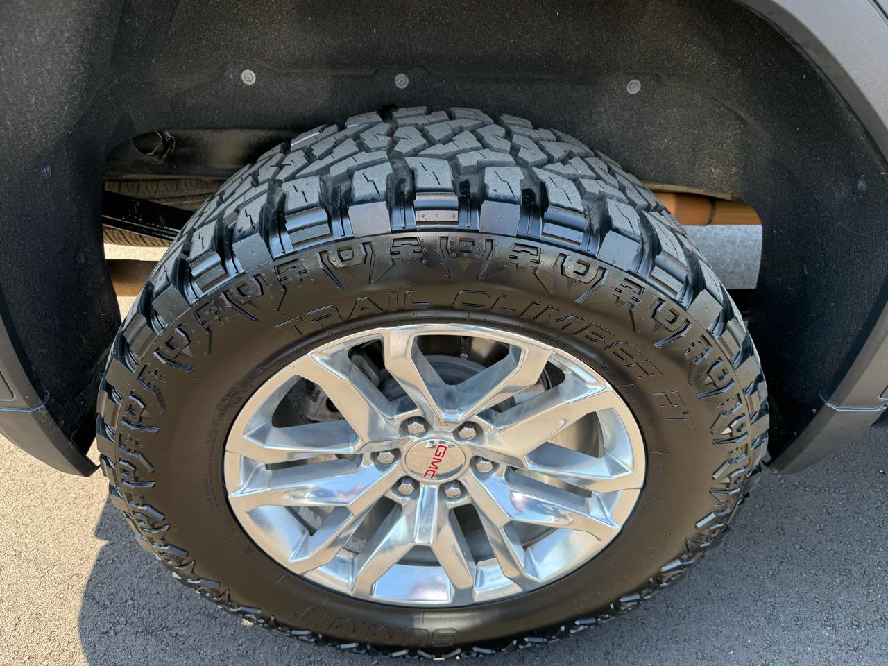 GMC Sierra 1500 4WD Crew Cab 143.5" SLT 2020