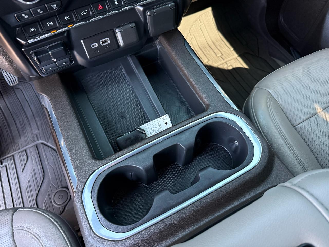 GMC Sierra 1500 4WD Crew Cab 143.5" SLT 2020