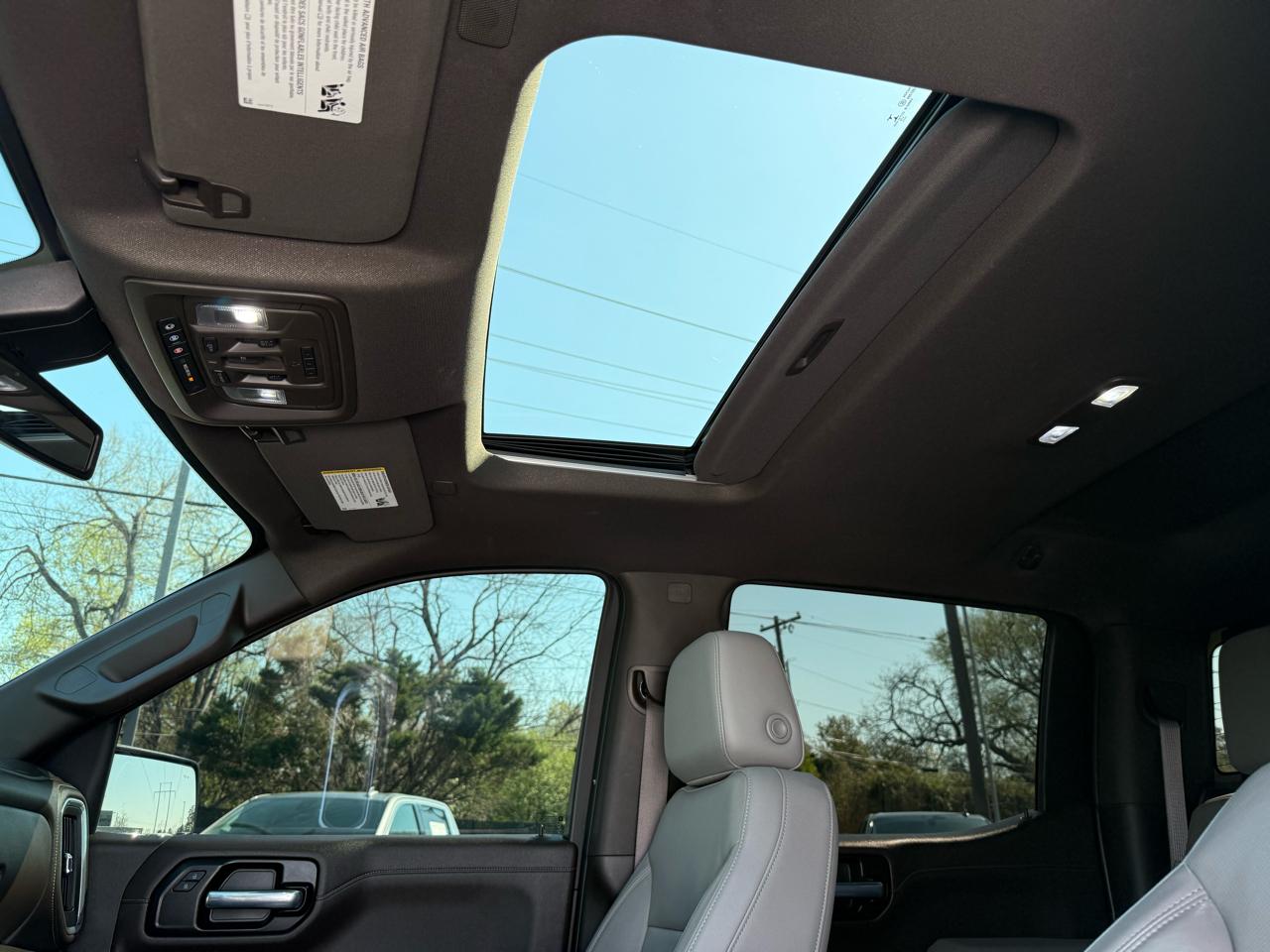 GMC Sierra 1500 4WD Crew Cab 143.5" SLT 2020