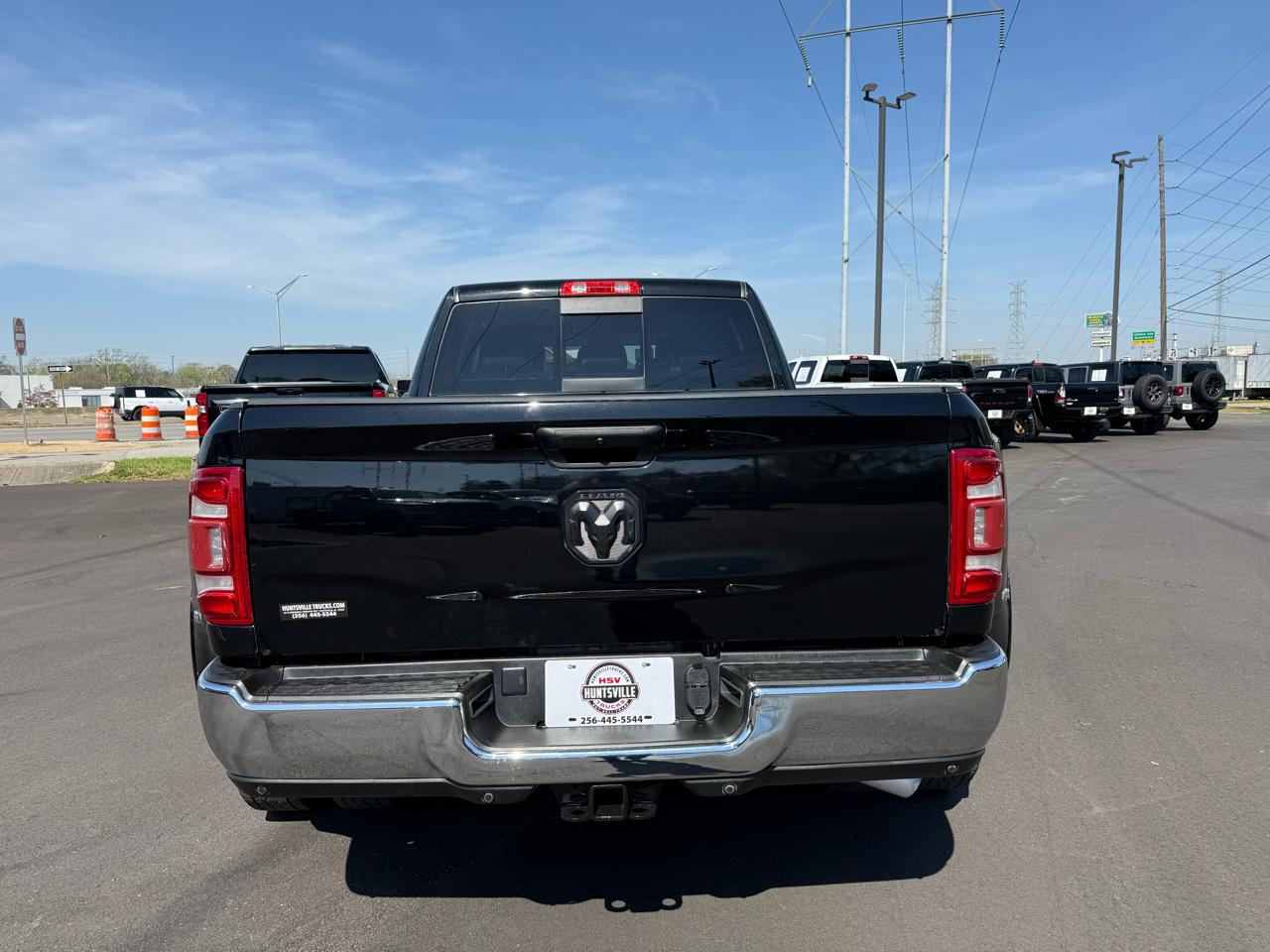 RAM 3500 Laramie 4x4 Mega Cab 6'4" Box 2022