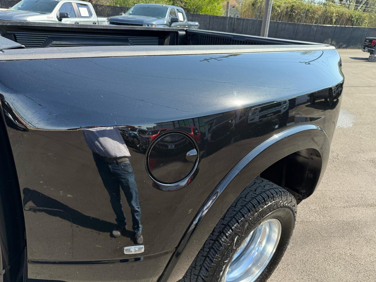 RAM 3500 Laramie 4x4 Mega Cab 6'4" Box 2022