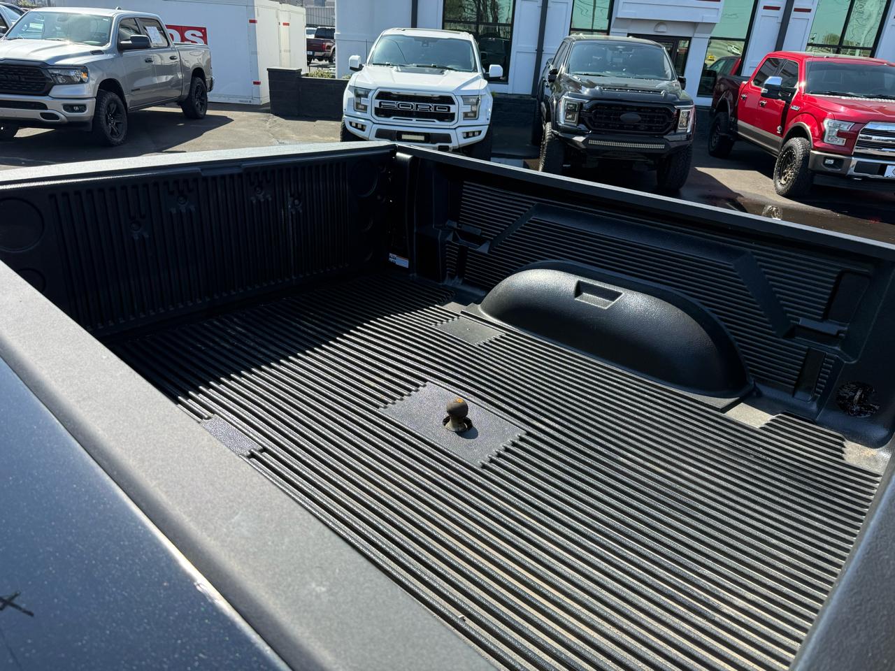 RAM 3500 Laramie 4x4 Mega Cab 6'4" Box 2022