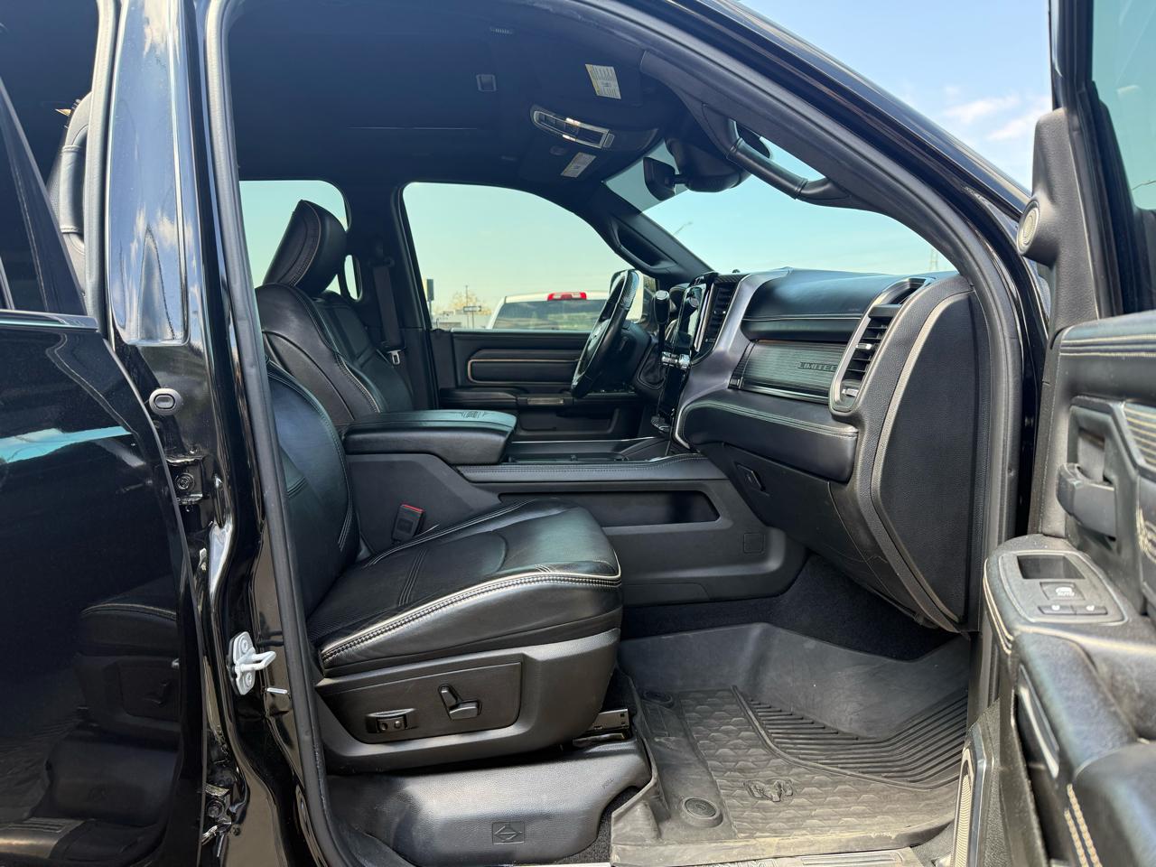 RAM 2500 Limited 4x4 Crew Cab 6'4" Box 2019