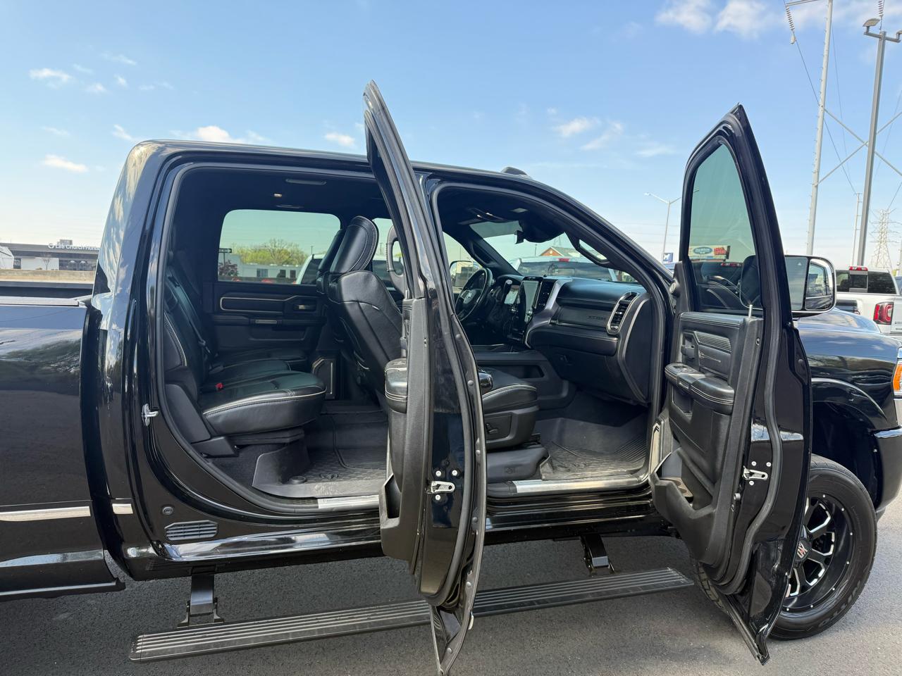 RAM 2500 Limited 4x4 Crew Cab 6'4" Box 2019