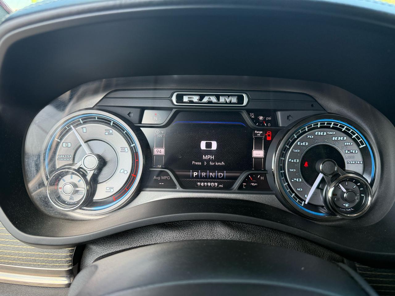 RAM 2500 Limited 4x4 Crew Cab 6'4" Box 2019