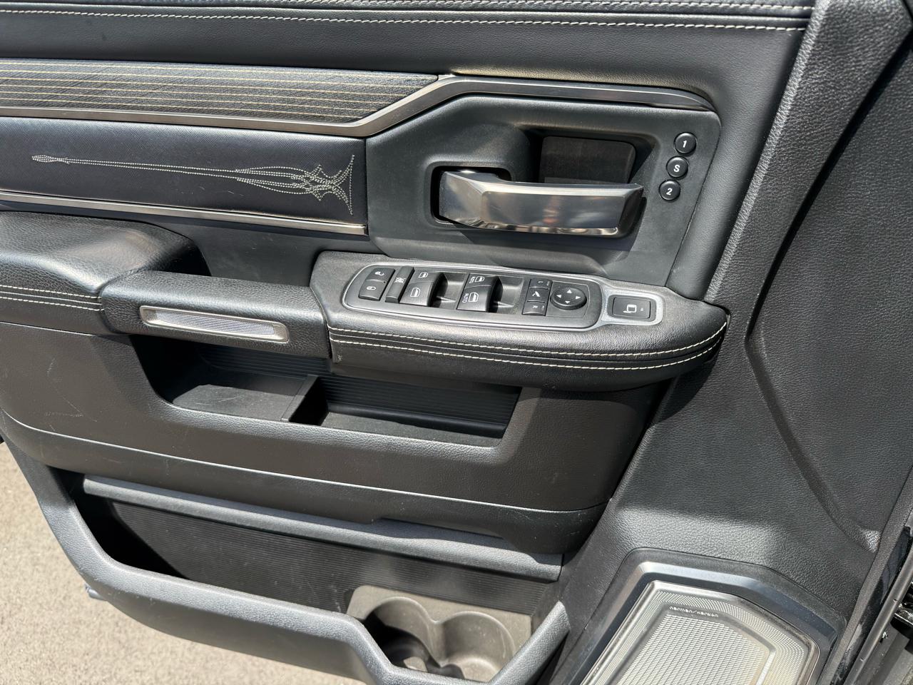 RAM 2500 Limited 4x4 Crew Cab 6'4" Box 2019