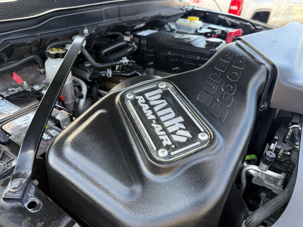 RAM 2500 Limited 4x4 Crew Cab 6'4" Box 2019