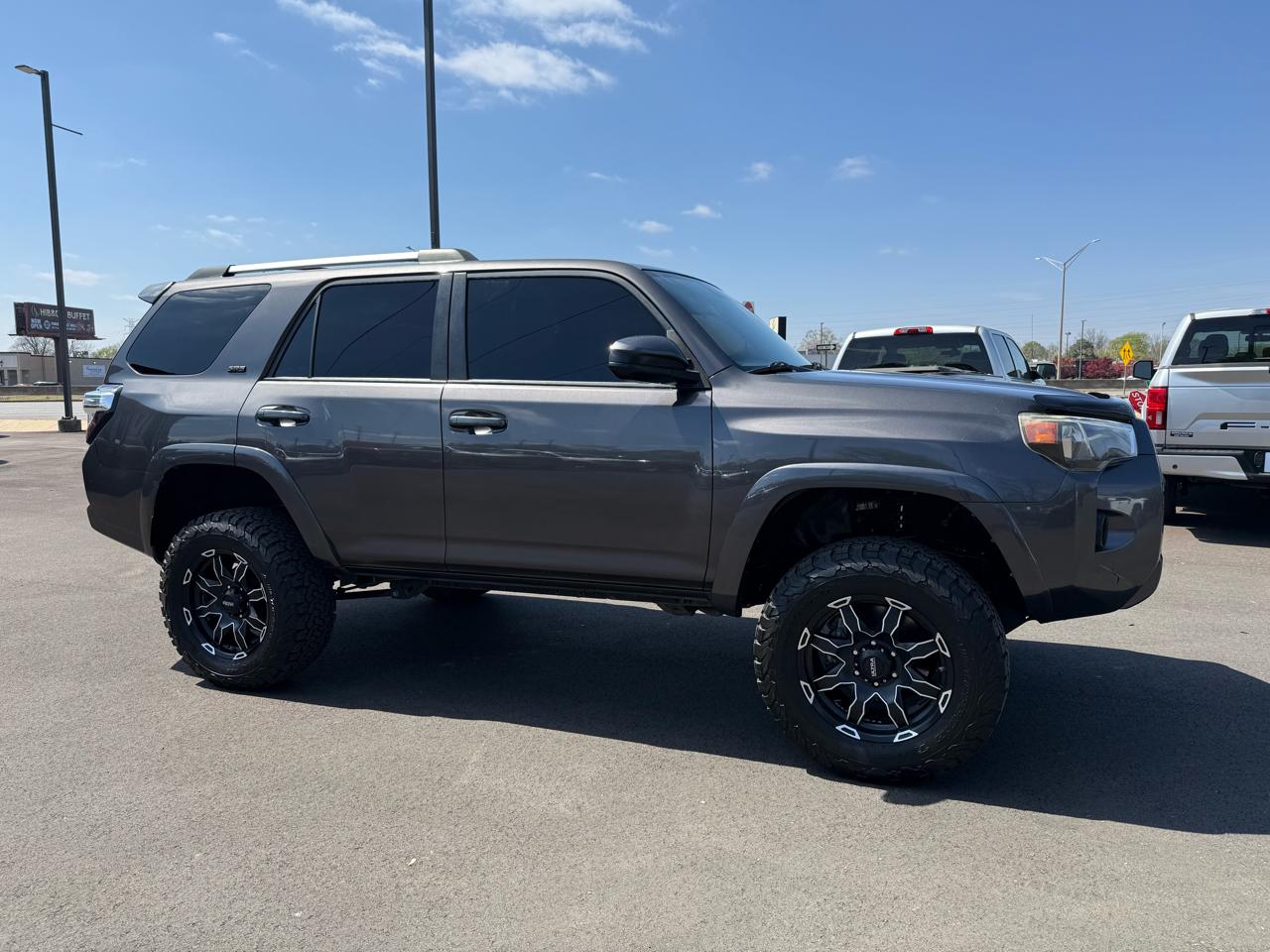 Toyota 4Runner RWD 4dr V6 SR5 Premium (Natl) 2016