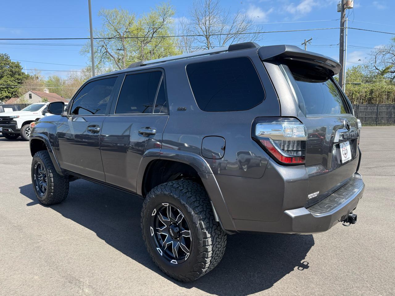 Toyota 4Runner RWD 4dr V6 SR5 Premium (Natl) 2016