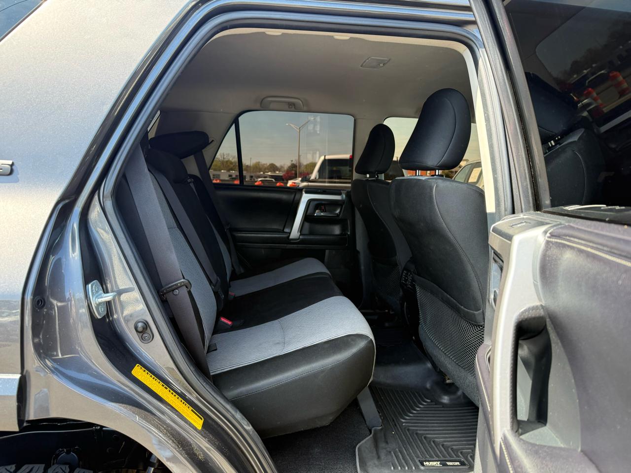 Toyota 4Runner RWD 4dr V6 SR5 Premium (Natl) 2016