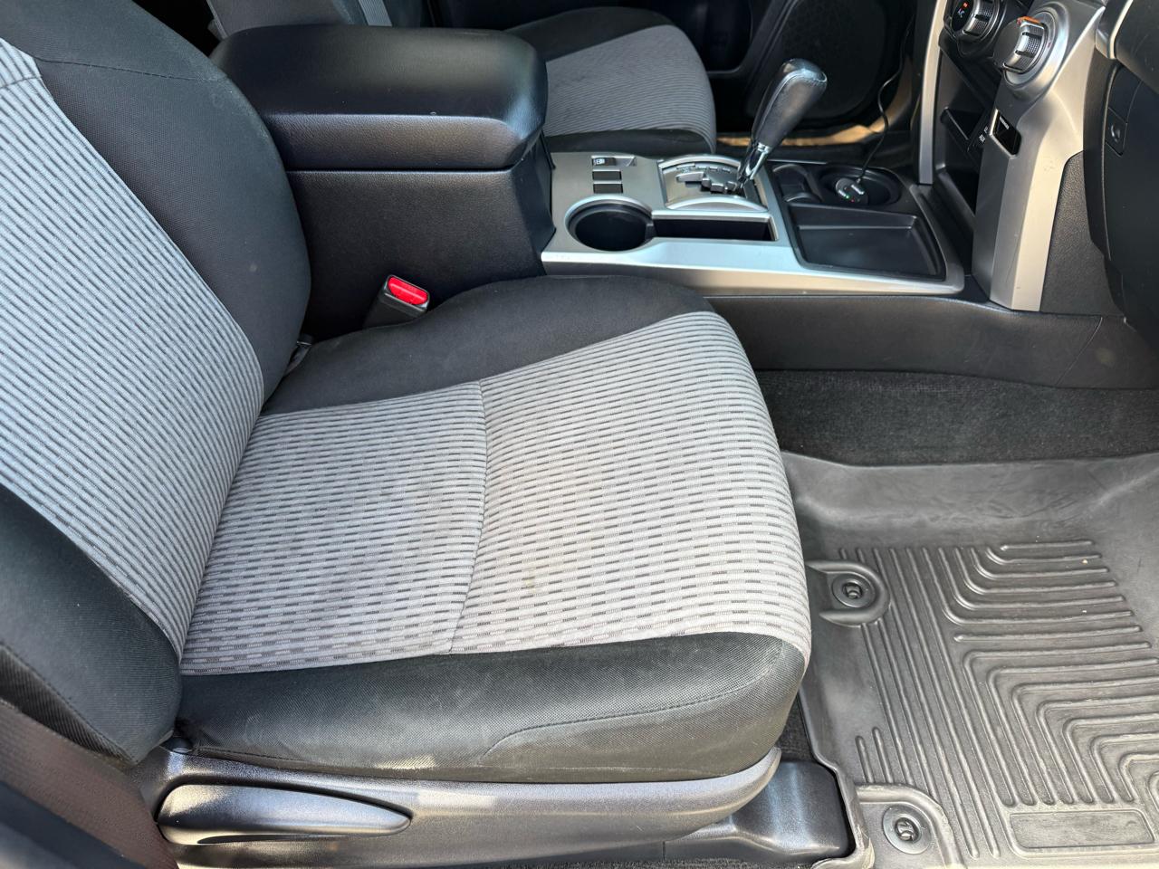 Toyota 4Runner RWD 4dr V6 SR5 Premium (Natl) 2016