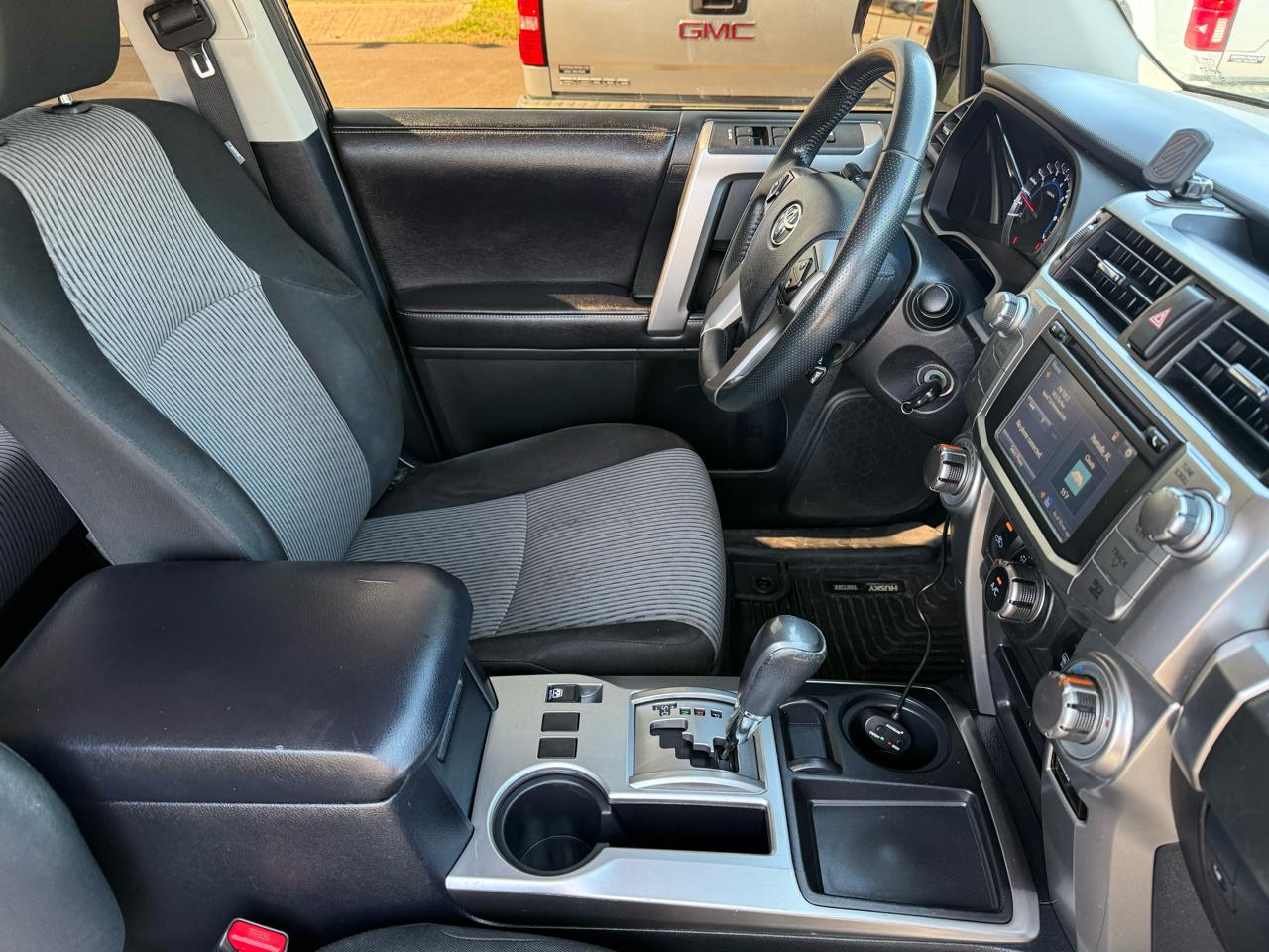 Toyota 4Runner RWD 4dr V6 SR5 Premium (Natl) 2016