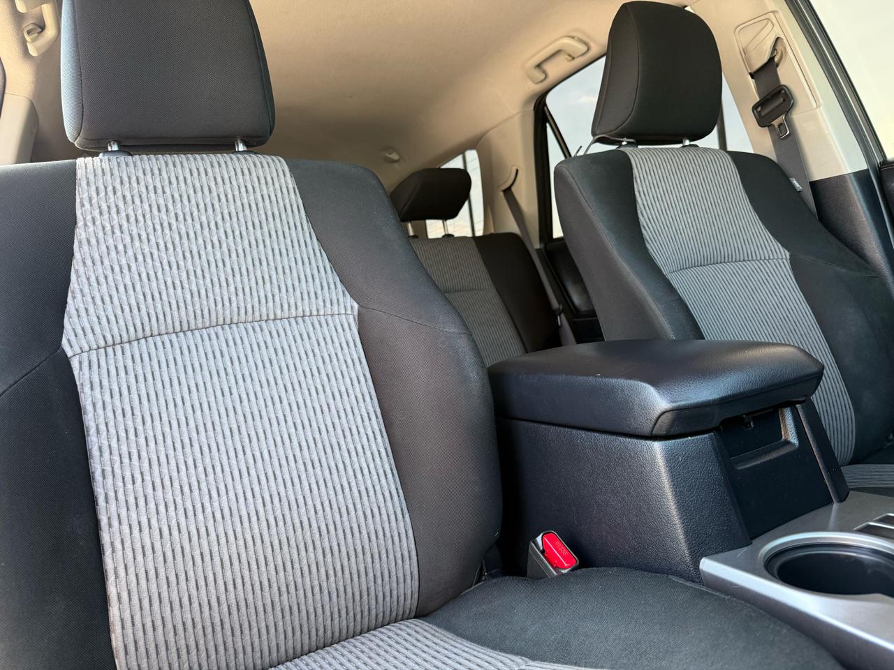 Toyota 4Runner RWD 4dr V6 SR5 Premium (Natl) 2016