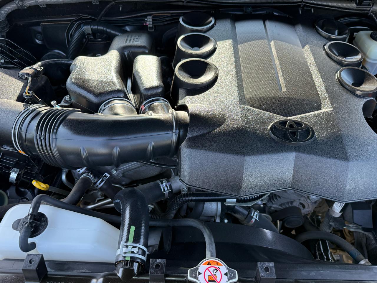 Toyota 4Runner RWD 4dr V6 SR5 Premium (Natl) 2016