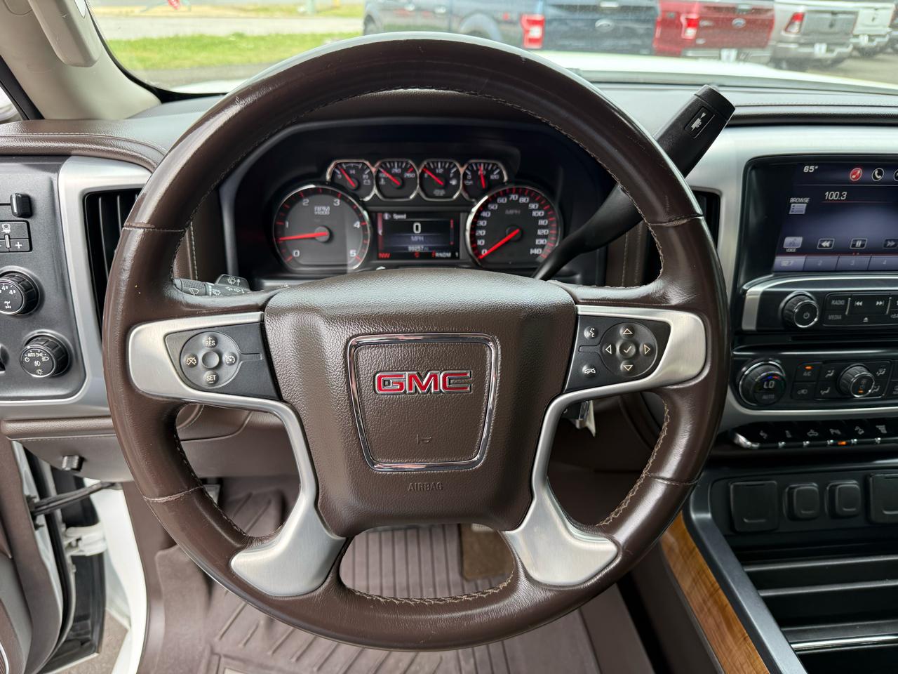 GMC Sierra 2500HD available WiFi 4WD Crew Cab 153.7" SLT 2015