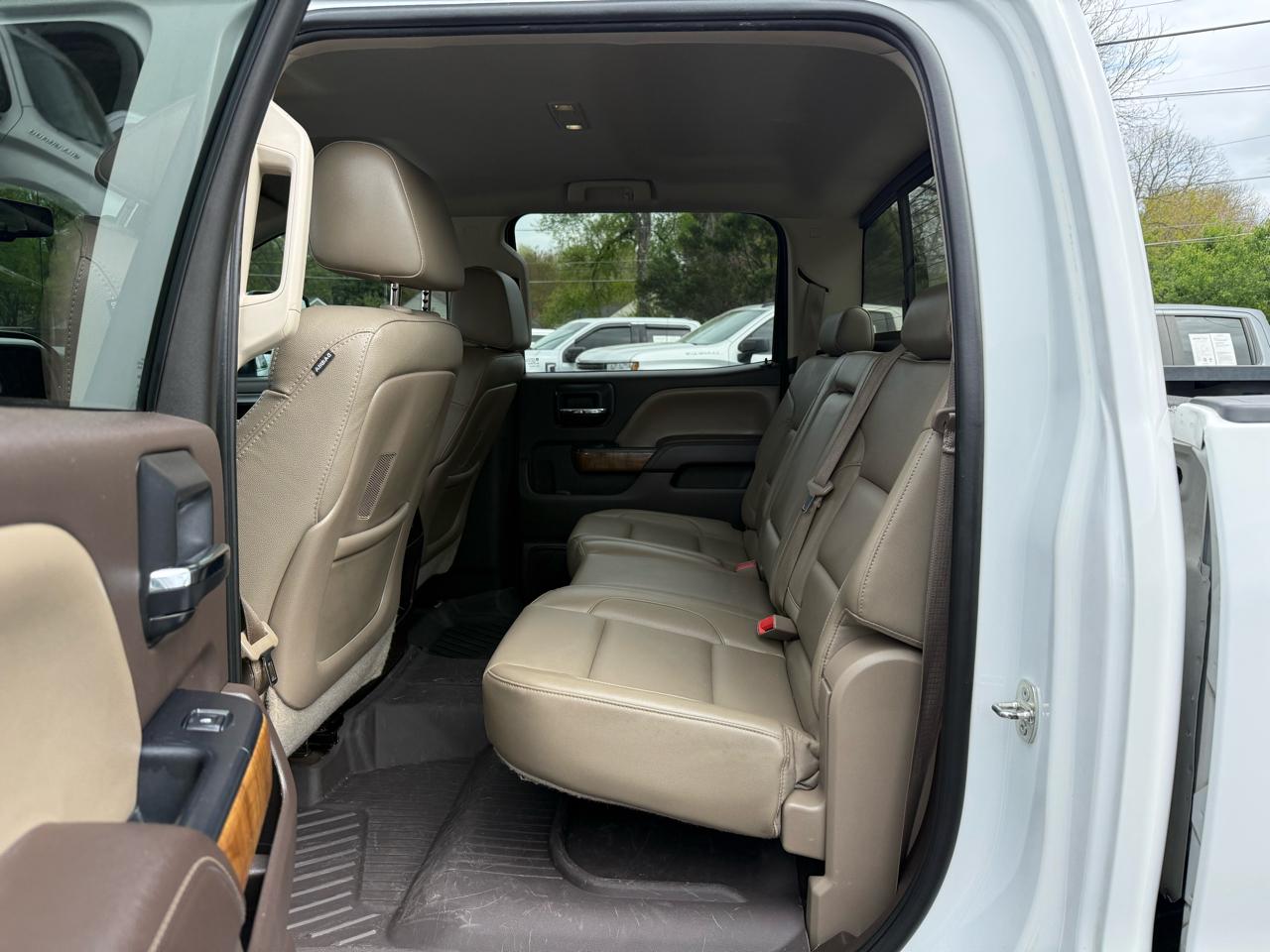 GMC Sierra 2500HD available WiFi 4WD Crew Cab 153.7" SLT 2015