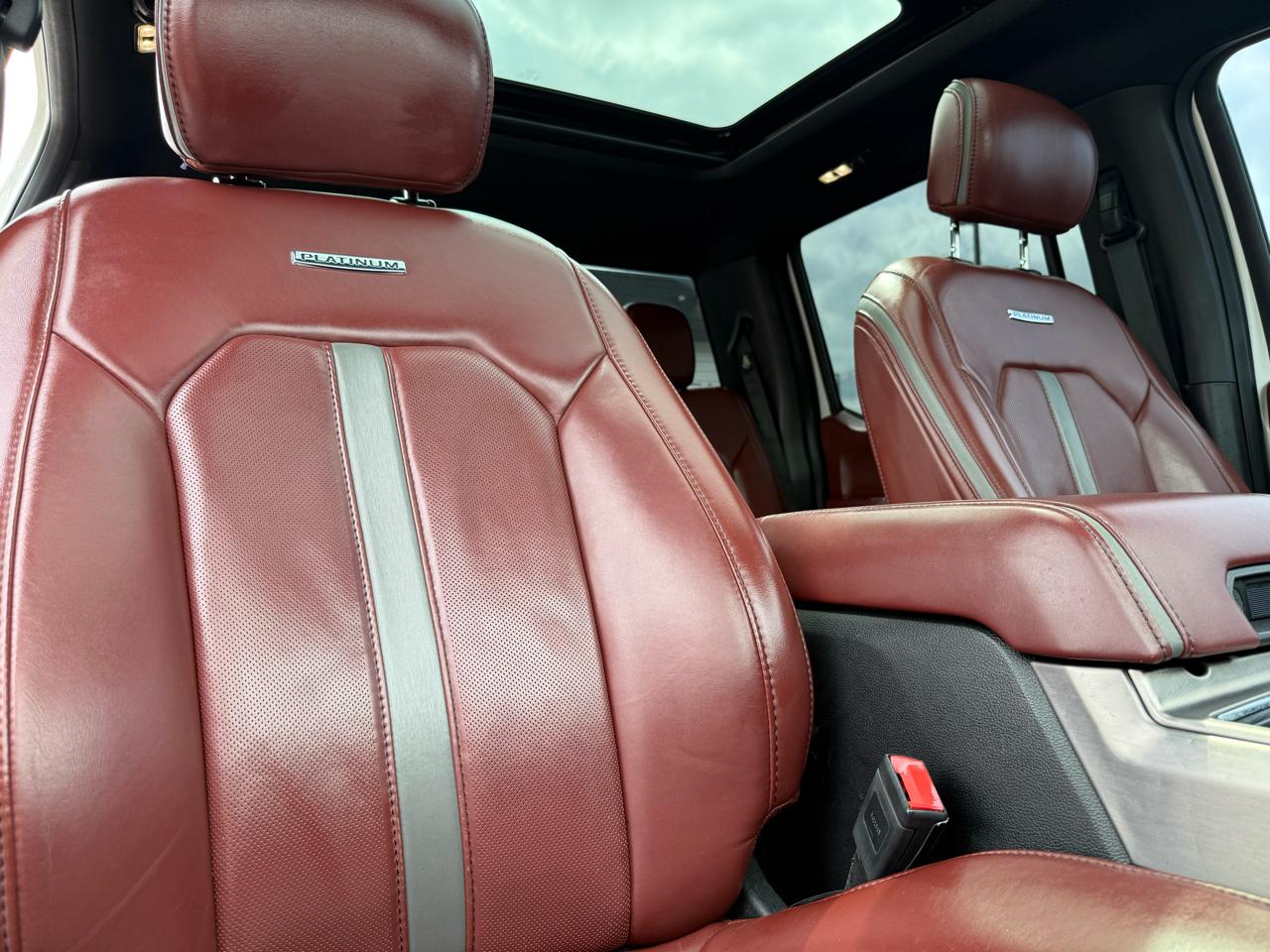 Ford F-150 4WD SuperCrew 145" Platinum 2018