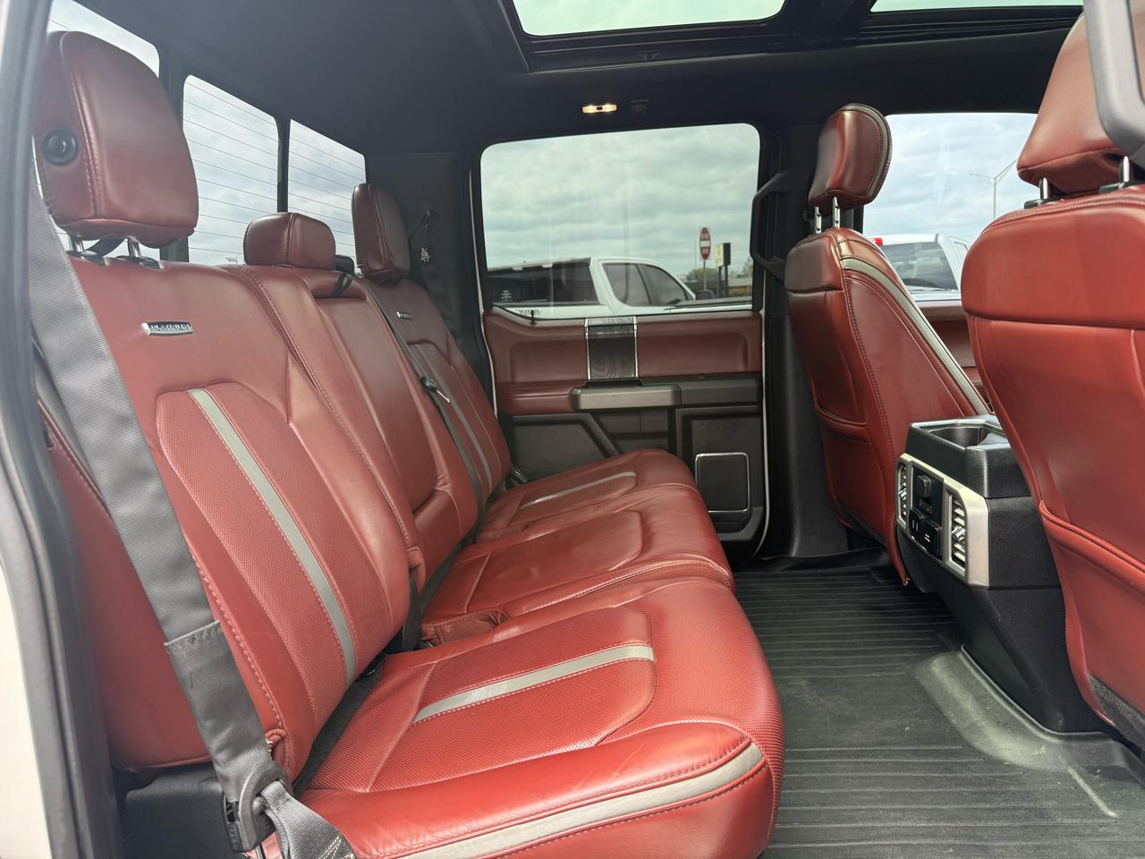 Ford F-150 4WD SuperCrew 145" Platinum 2018