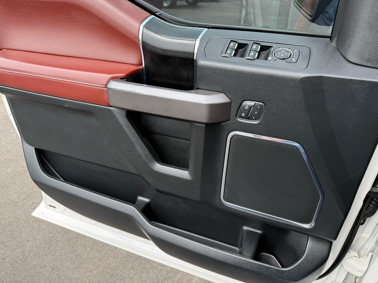 Ford F-150 4WD SuperCrew 145" Platinum 2018