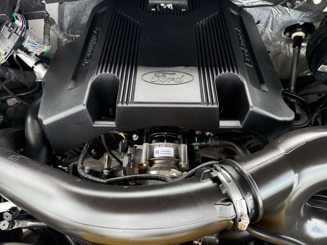 Ford F-150 4WD SuperCrew 145" Platinum 2018