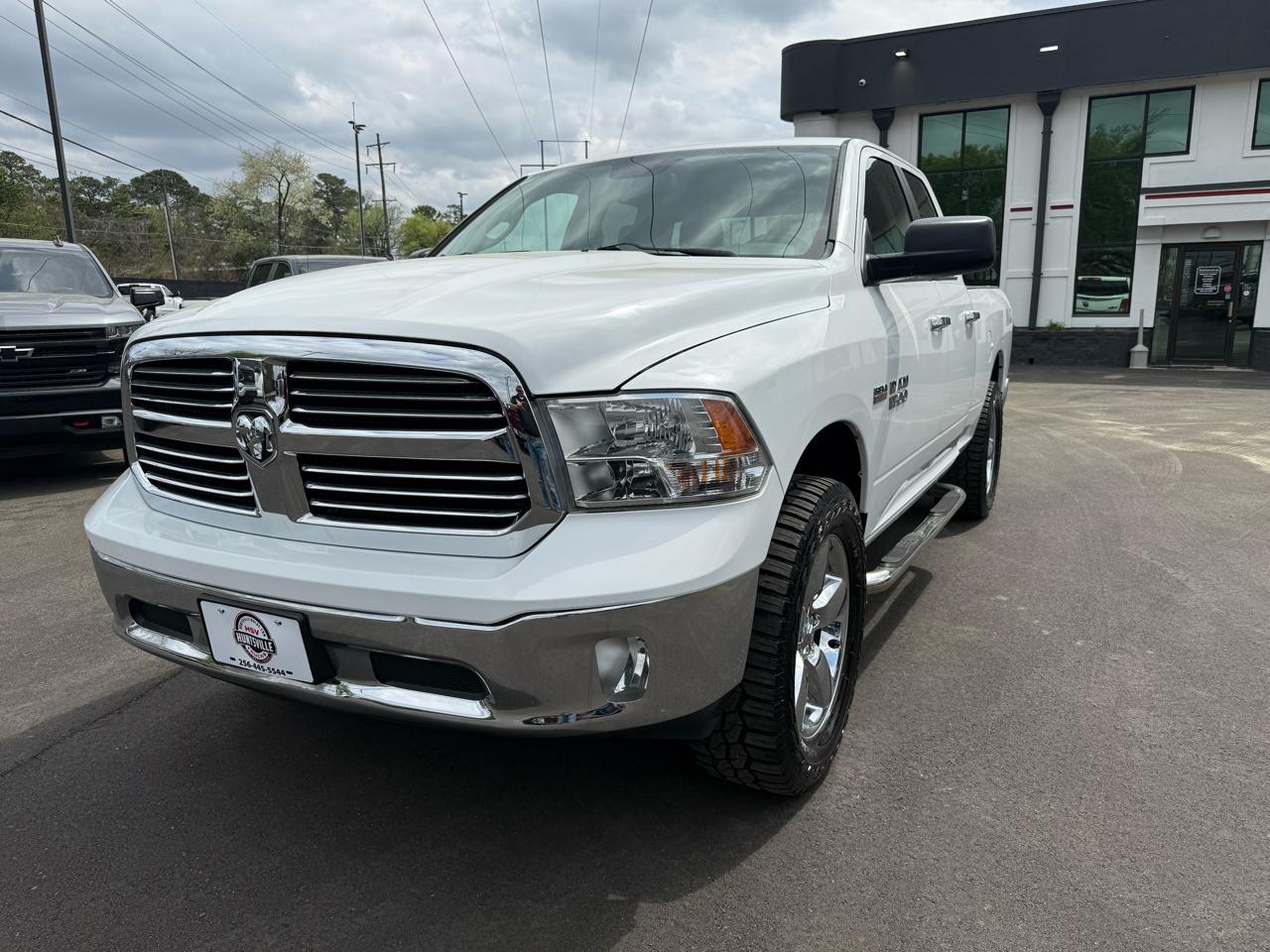 RAM 1500 4WD Quad Cab 140.5" Big Horn 2015