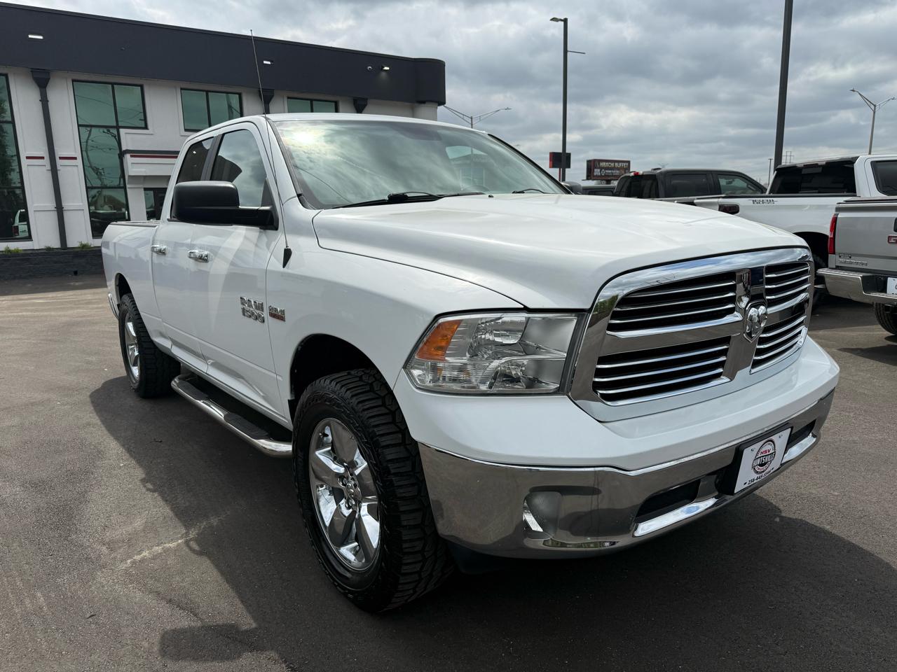 RAM 1500 4WD Quad Cab 140.5" Big Horn 2015