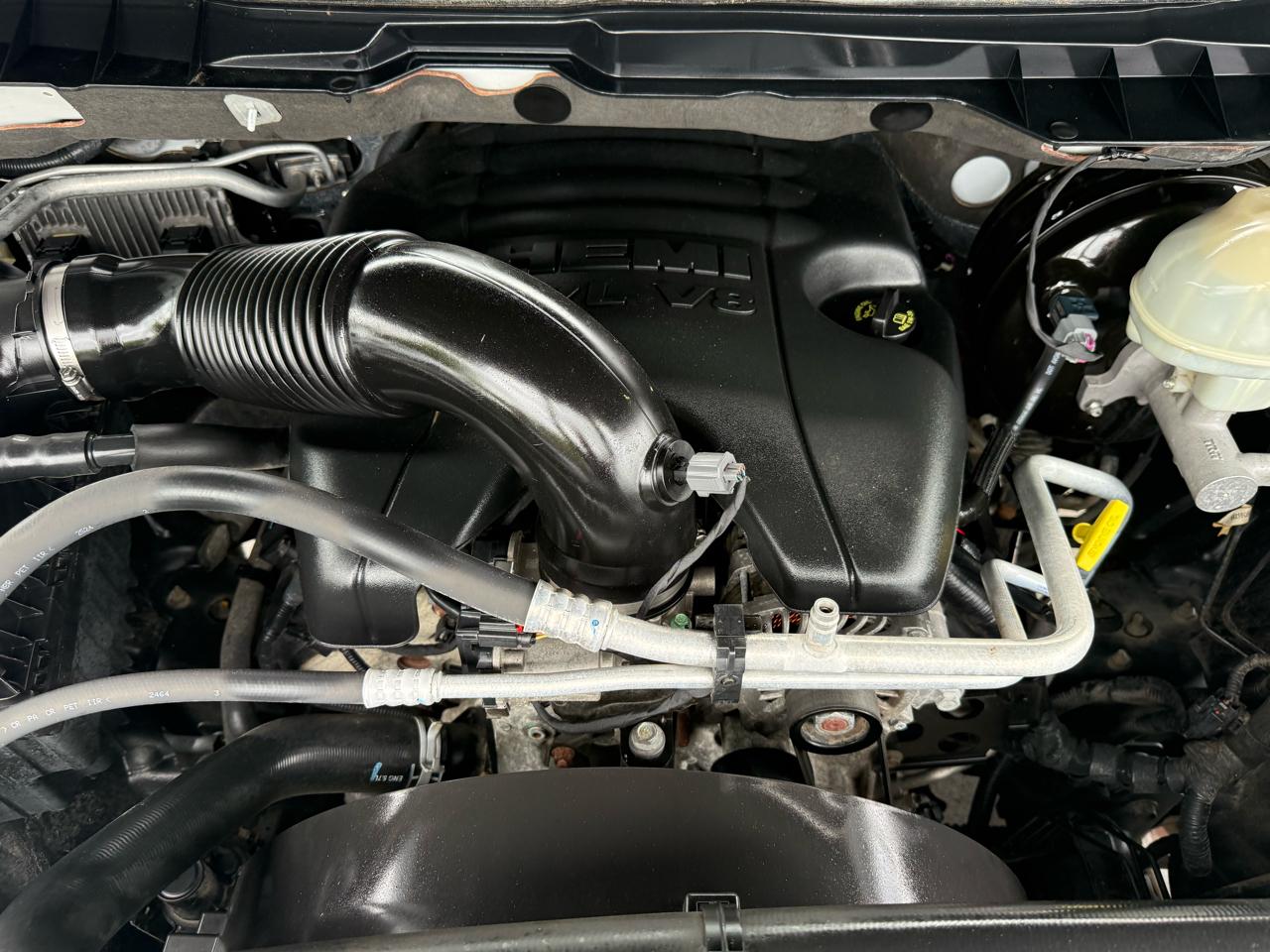 RAM 1500 4WD Quad Cab 140.5" Big Horn 2015