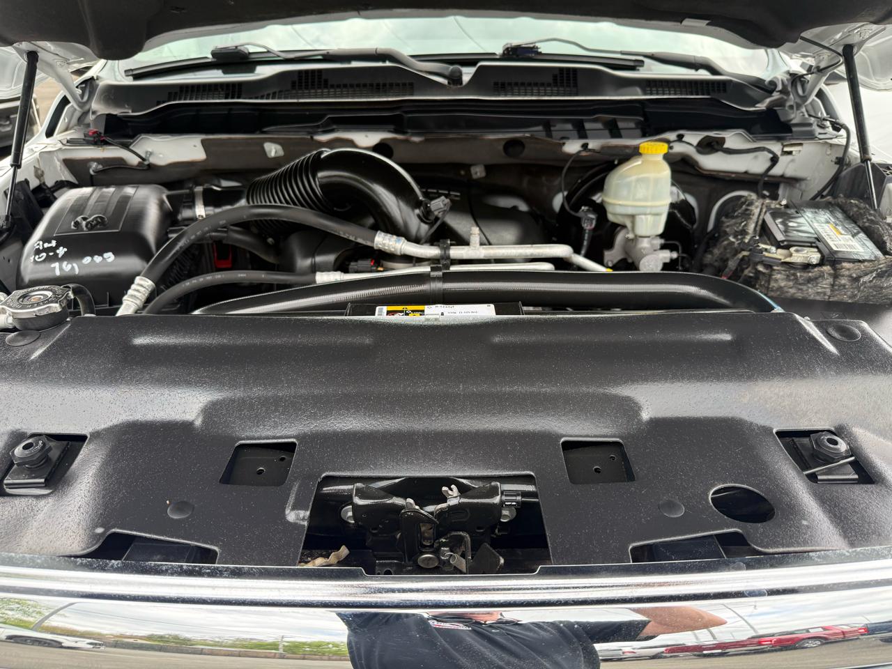 RAM 1500 4WD Quad Cab 140.5" Big Horn 2015