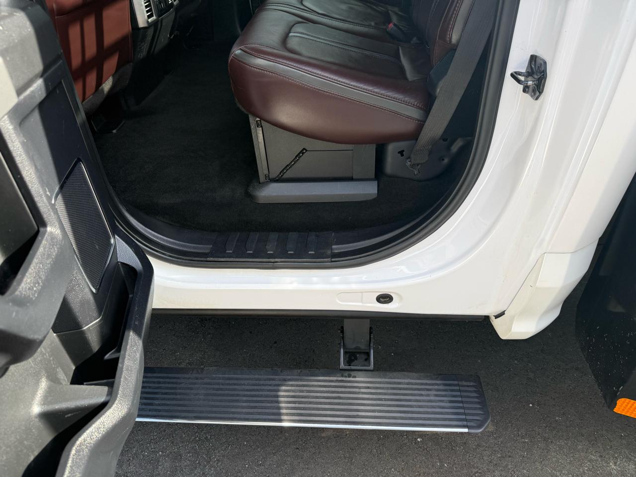 Ford Super Duty F-350 DRW  2017