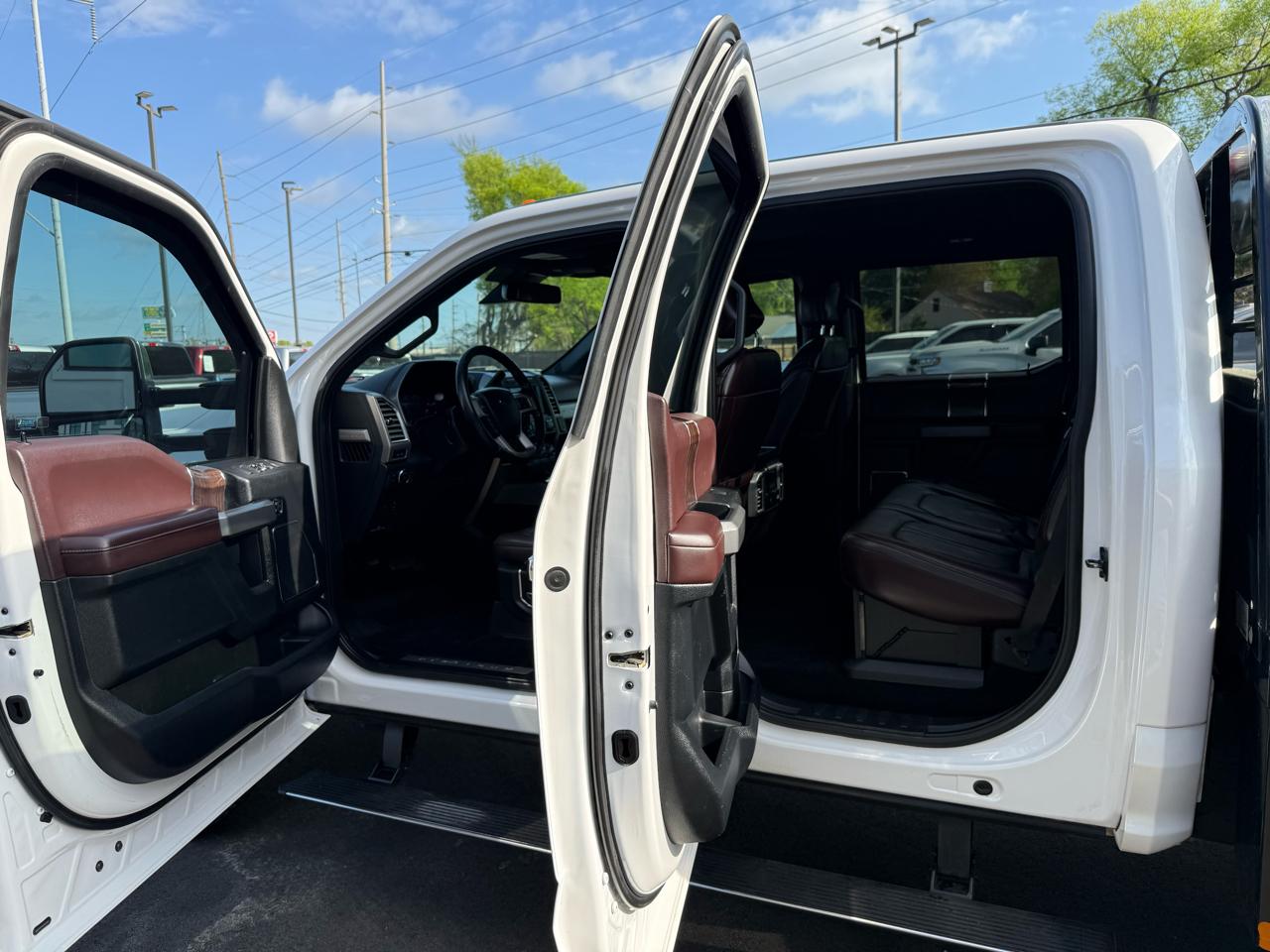 Ford Super Duty F-350 DRW  2017