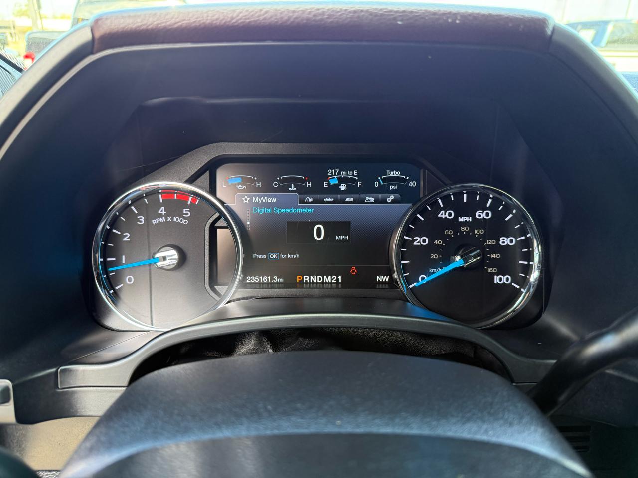 Ford Super Duty F-350 DRW  2017