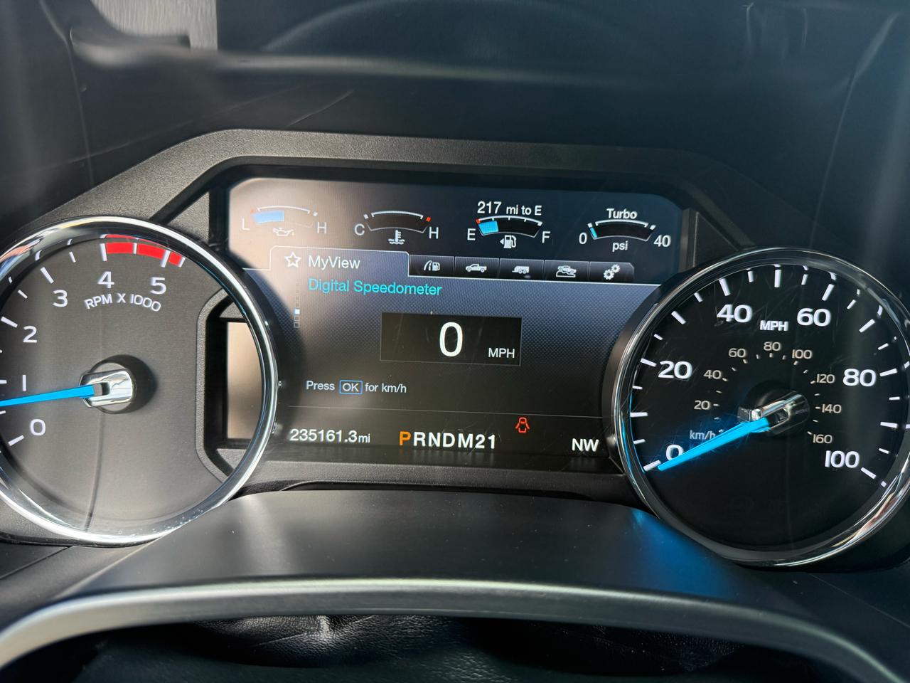 Ford Super Duty F-350 DRW  2017