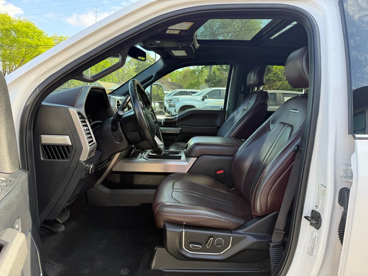 Ford Super Duty F-350 DRW  2017