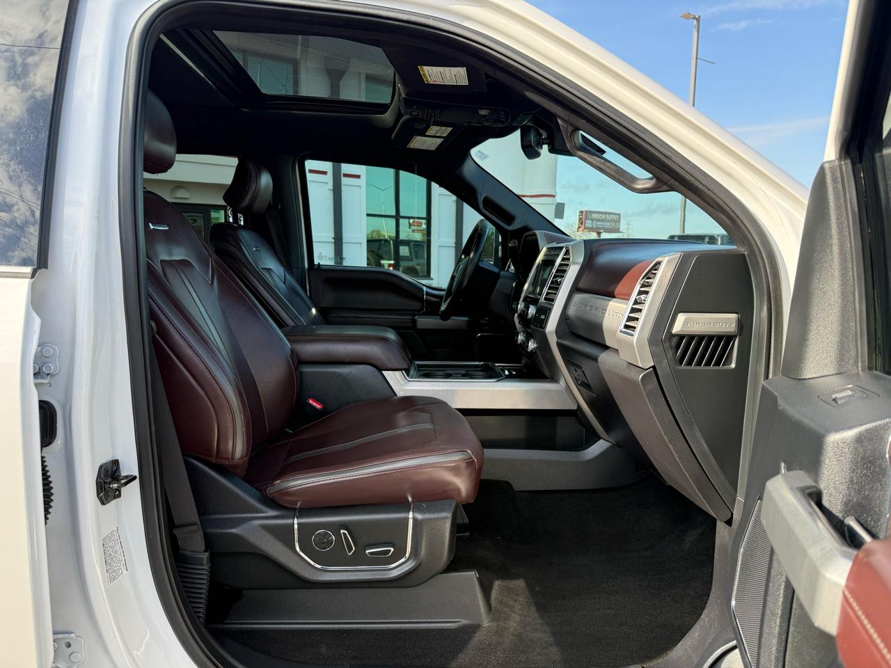 Ford Super Duty F-350 DRW  2017